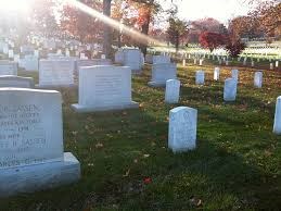 Ceremonies: Choosing a Funeral Ceremony Officiant at Oakland, California